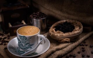 Kaffekværnens betydning for din kaffesmagsoplevelse